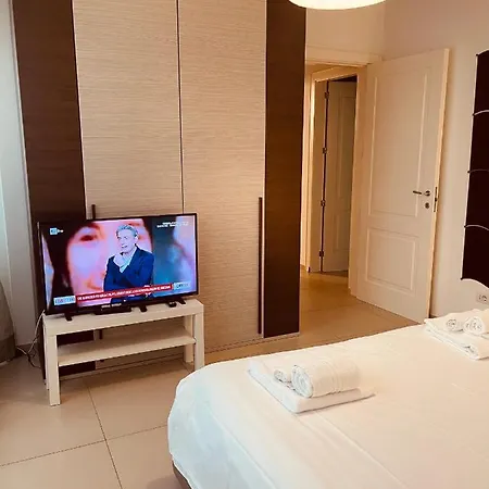 Апартаменти Berga Exclusive 5 Барі